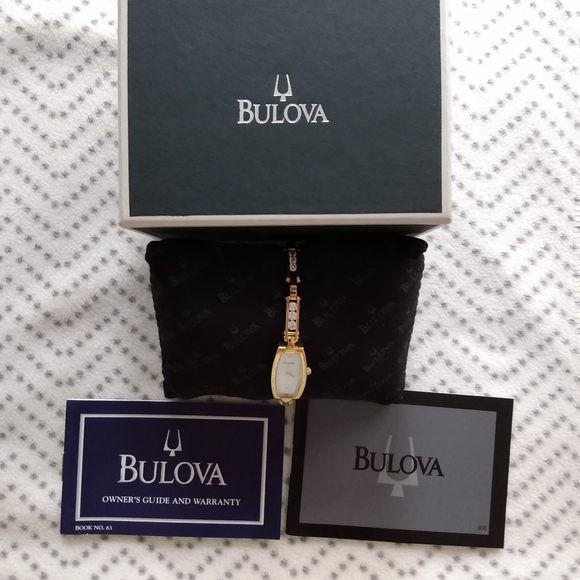 Bulova Ladies Watch New in Box - Picture 7 of 9